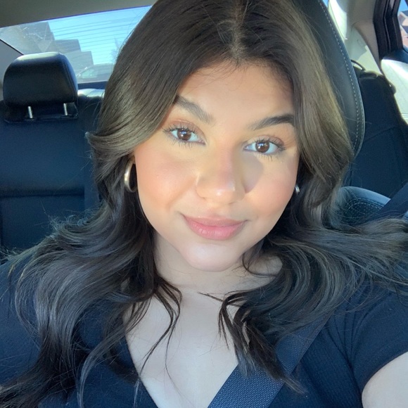 Meet your Posher, Odalys - Picture 1 of 1